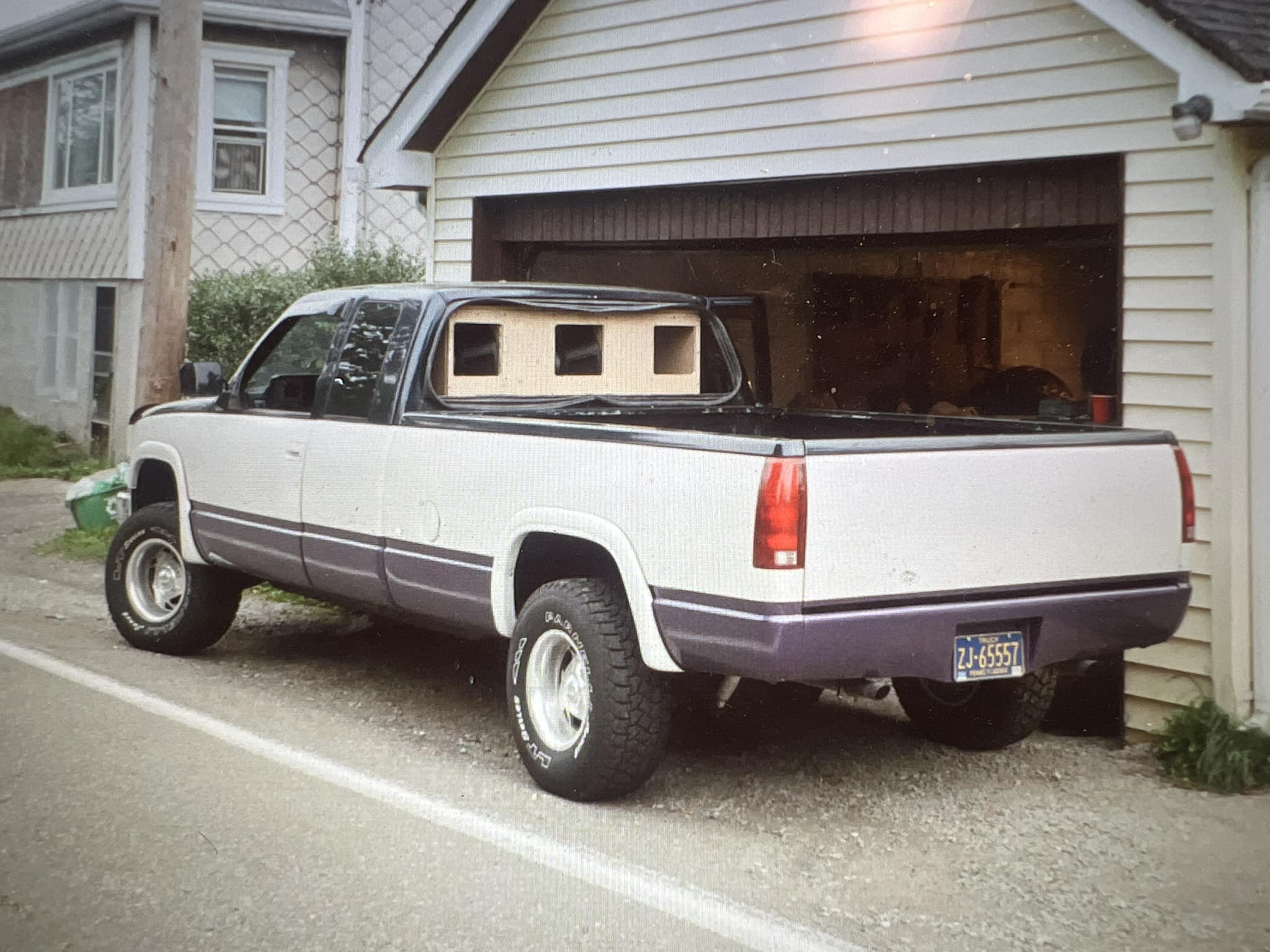 Throwback to 1998 with a classic VLX400 car audio system