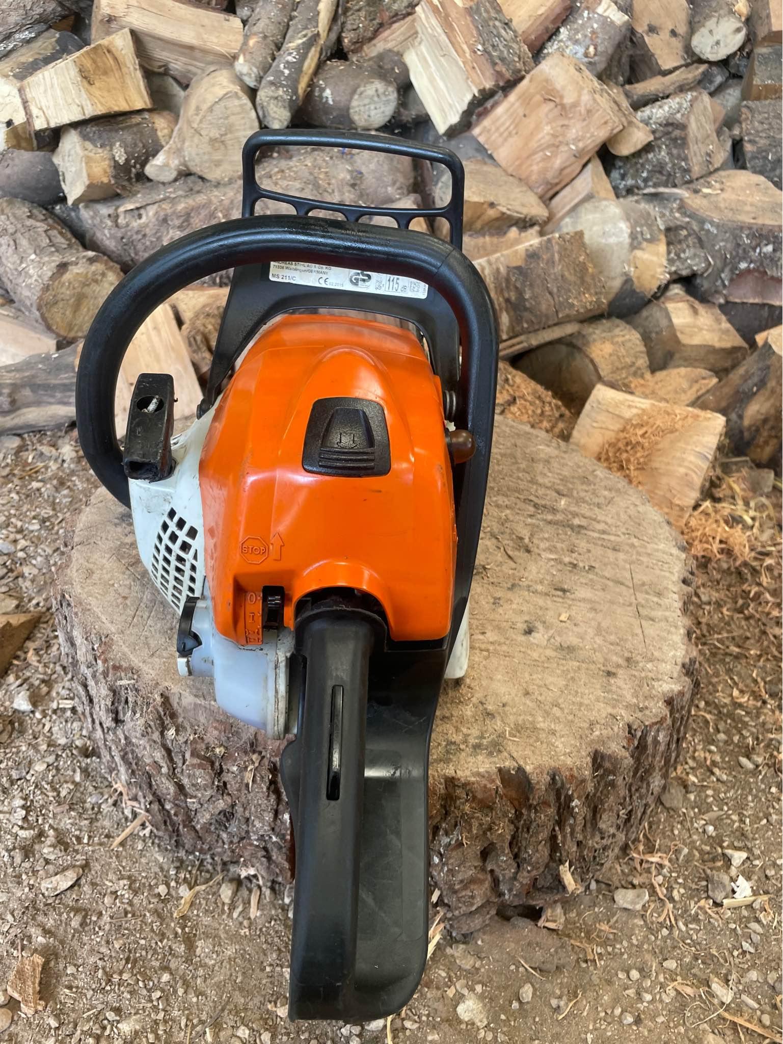 STIHL MS211C チェーンソー 40cm STIHL MS 211 18 In. Gas Chainsaw