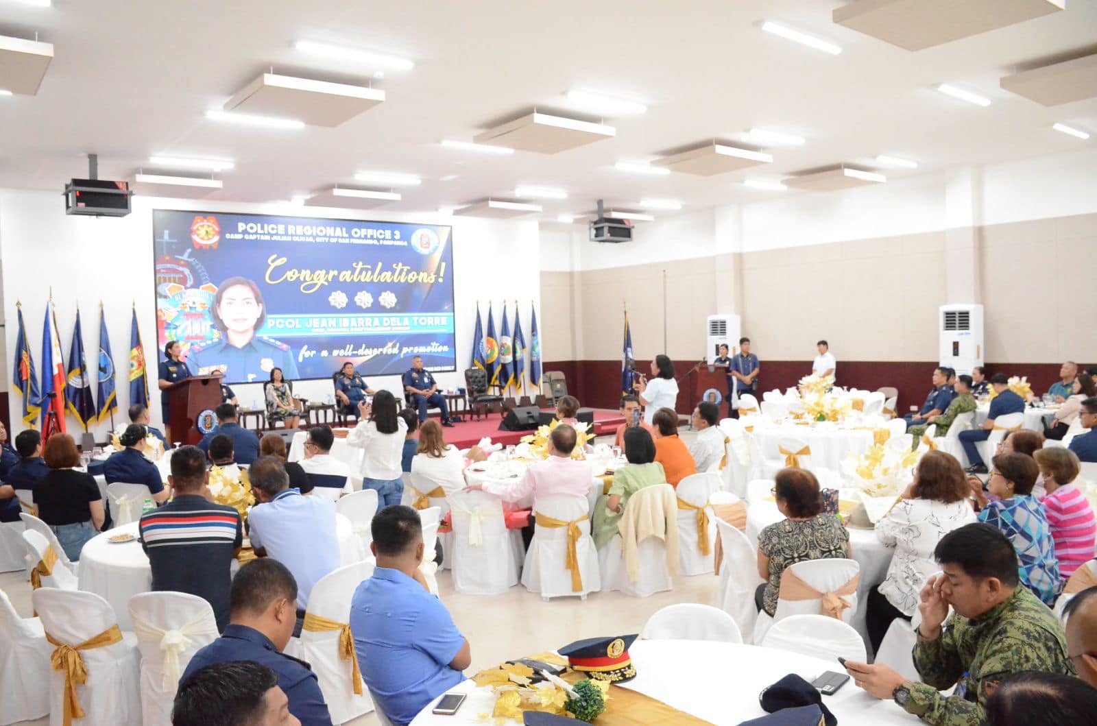 Police - PRO3 Director PBGEN JOSE S HIDALGO JR officiated the Oath ...