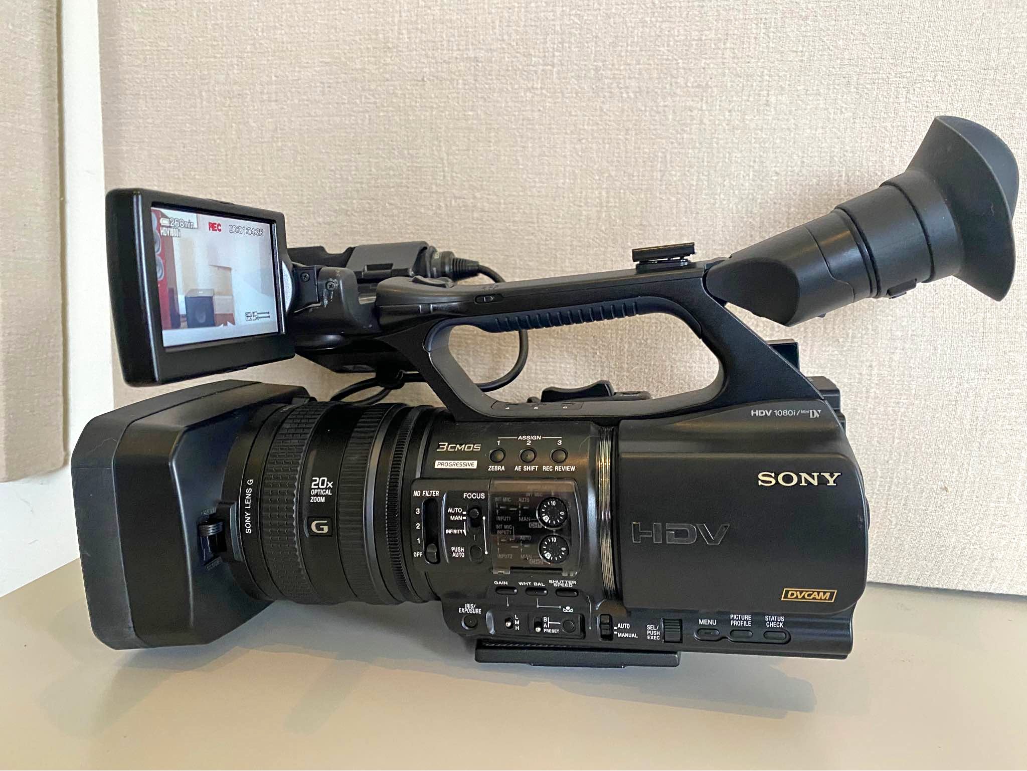 Sony HDV DVCAM Pro Camcorder Kit w/ Sennheiser Mics & Accessories ...