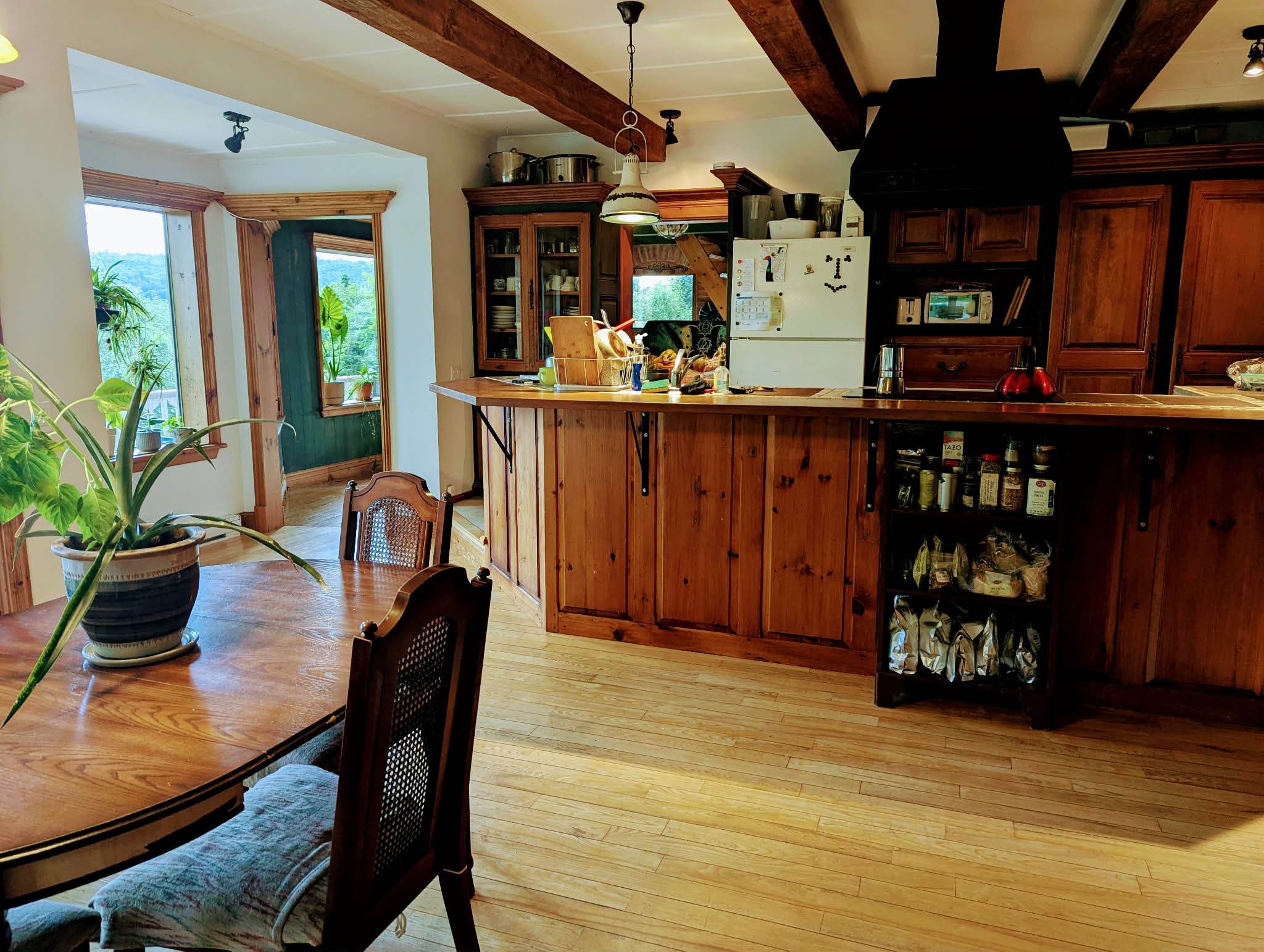 Chambre à louer à Sainte Lucie des Laurentides - Property Rentals ...