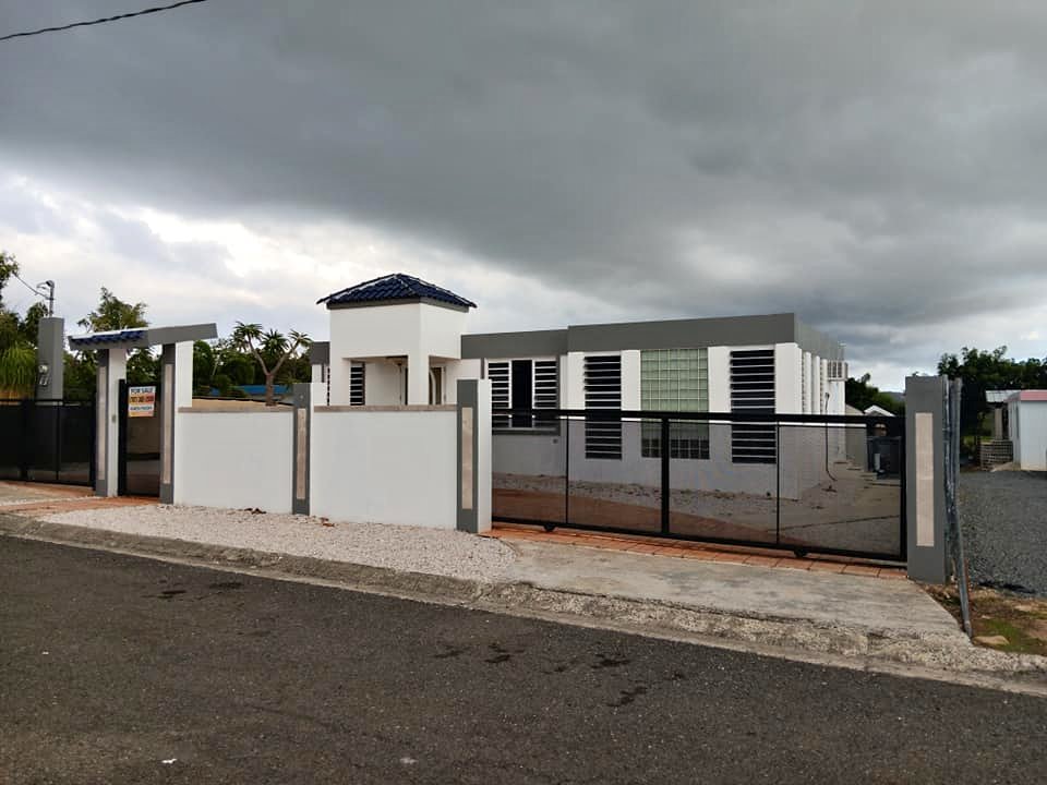 Se vende casa combate cabo rojo Property For Sale Guayanilla