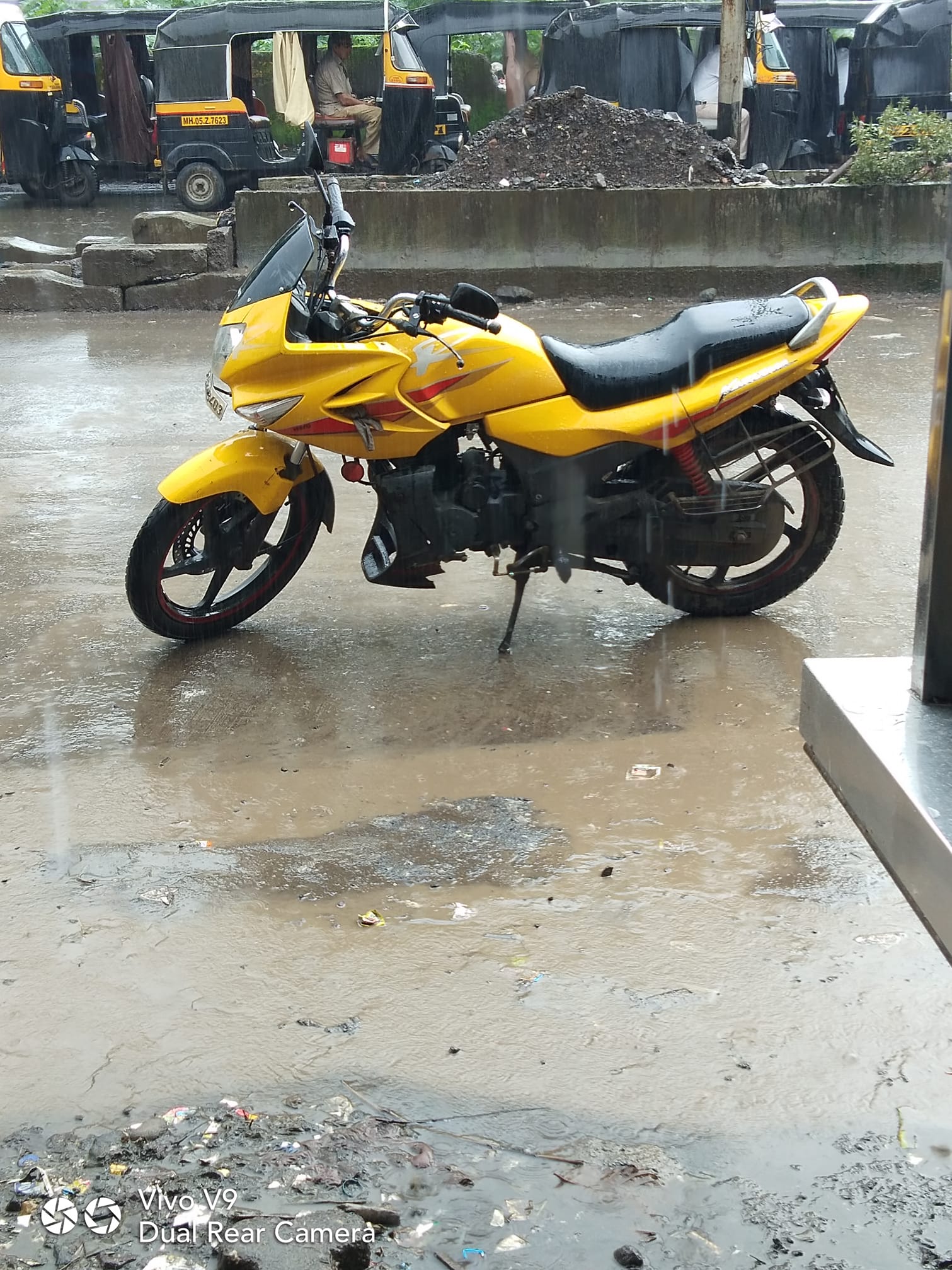 What is the best silencer modification for a yellow Karizma R?