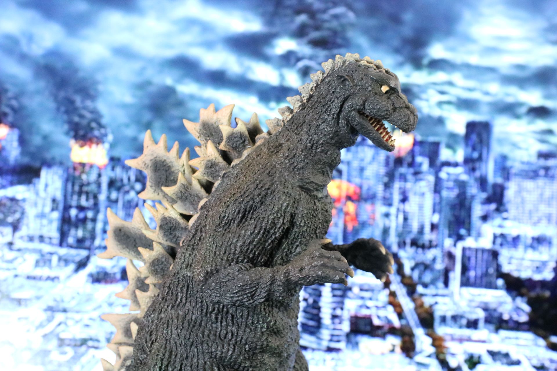 X-plus 30cm wf special color Godzilla 1954 figure