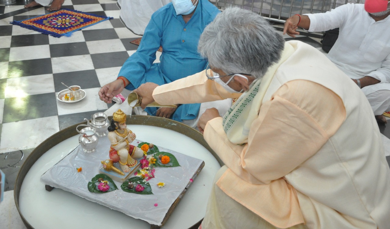 On the first day of Shri Chaitra Ramnavami, the recitation of Shri ...
