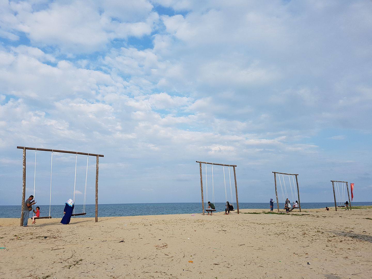 Destinasi Bajet Pantai Teluk Ketapang Kuala Terengganu Facebook
