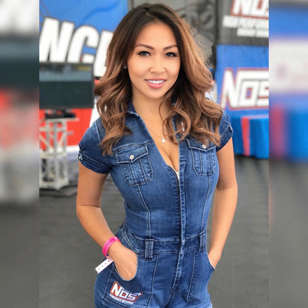 Liz Kara Were half way thru day 1 of Formula Drift Long Beach! If you
