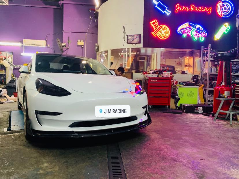 JIM Racing - MODEL 3 包圍安裝 Jim racing ⚙️專科維修歐洲車VW Audi 等等... | Facebook