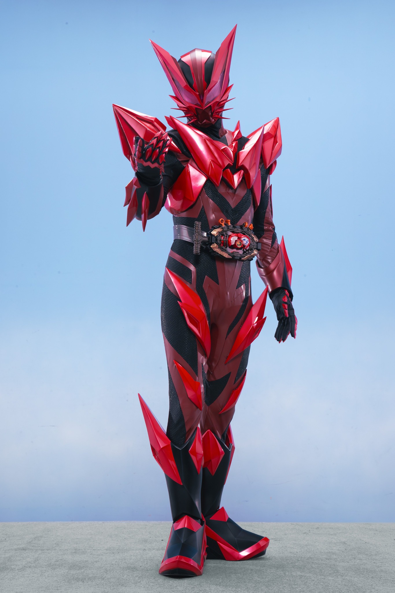 It's Kamen Rider My-Th BandaiMania toy demo time! Today, they look