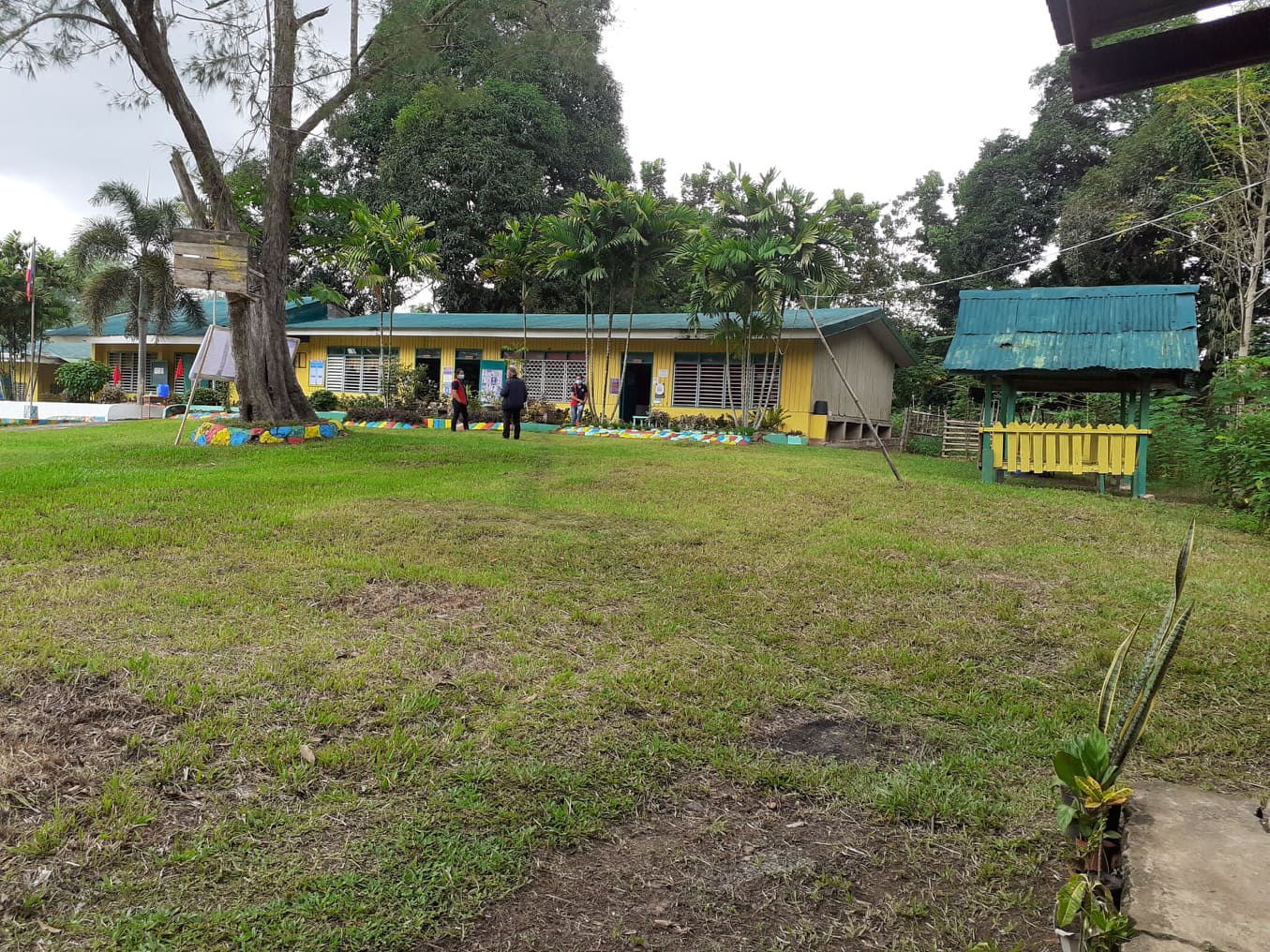 San Isidro Elementary School Labangan I-District