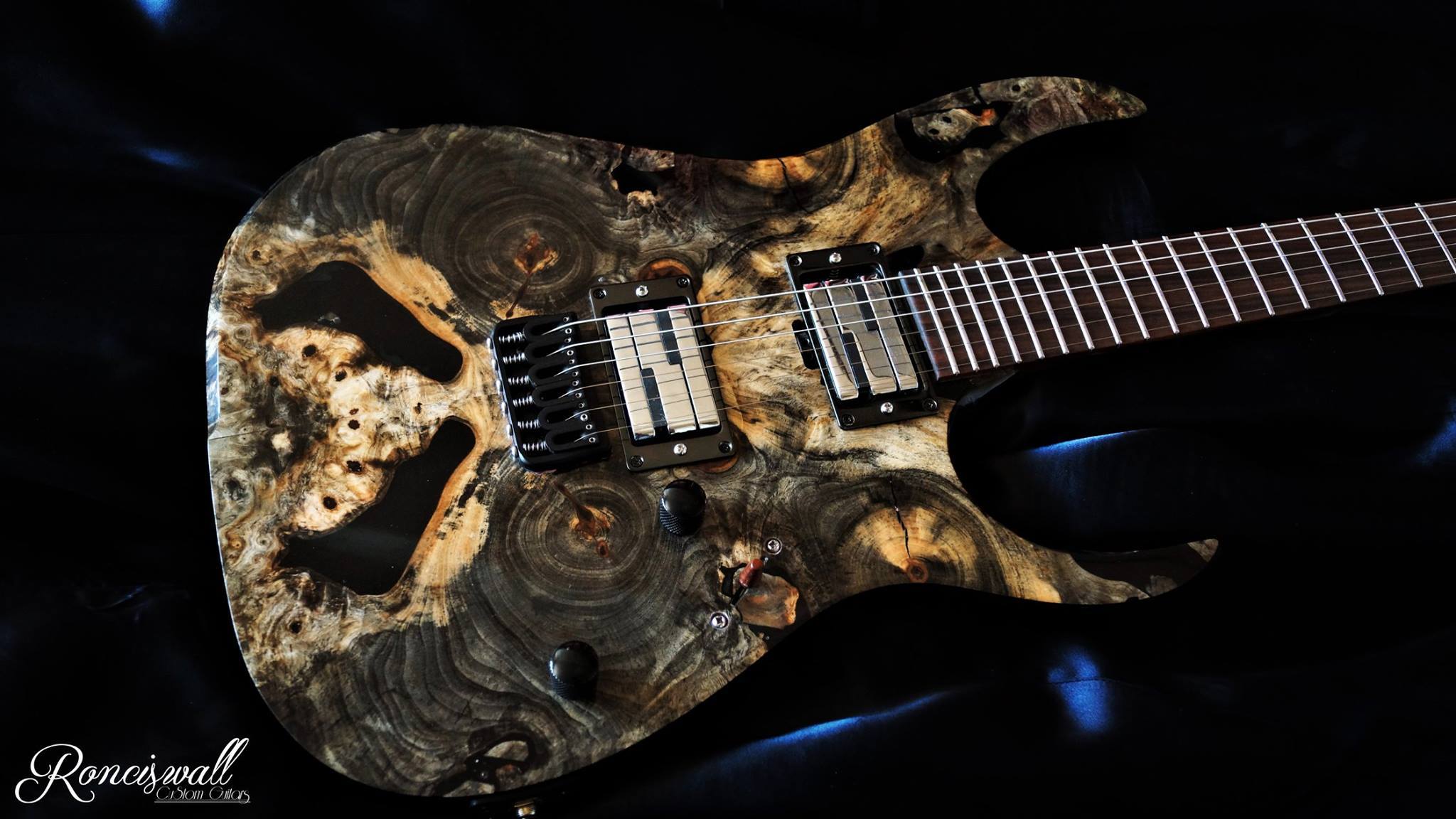 ギター Ronciswall RS Buckeye Burl ギター Ronciswall RS Buckeye Burl Ronciswall Custom Guitars Trunk