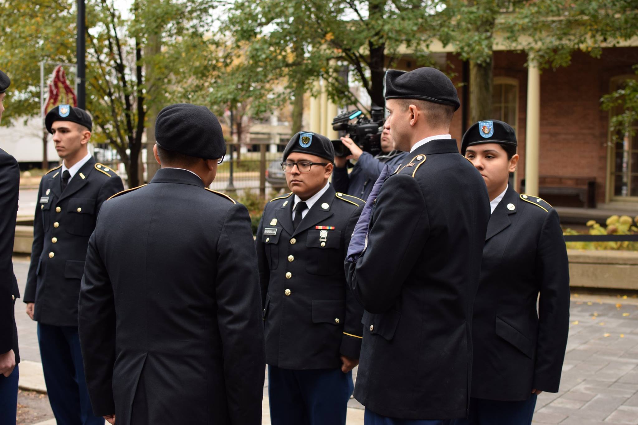 The color guard from UIC ROTC raised... - Chicago Army ROTC