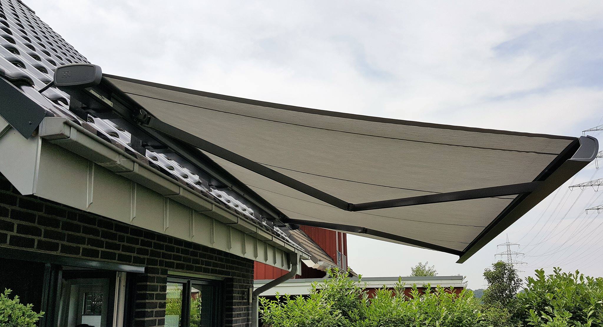 tent rv Camping Trailer 2 In 1 Maia Collection Roof Size:16' x 16' then the Rec Front Runner Easy-Out Markise