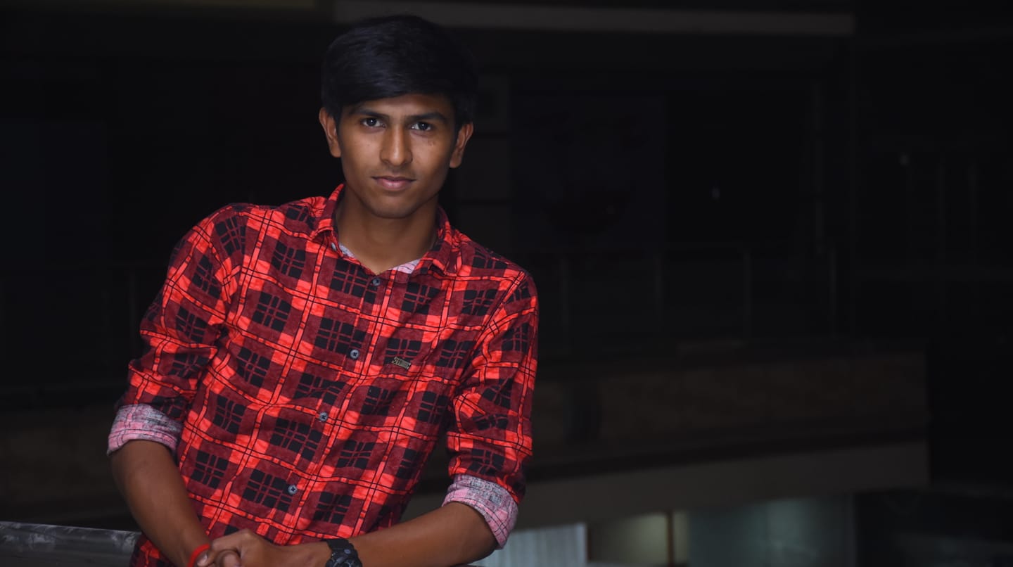Nikunj Gajera - Nikunj Gajera added a new photo — feeling...