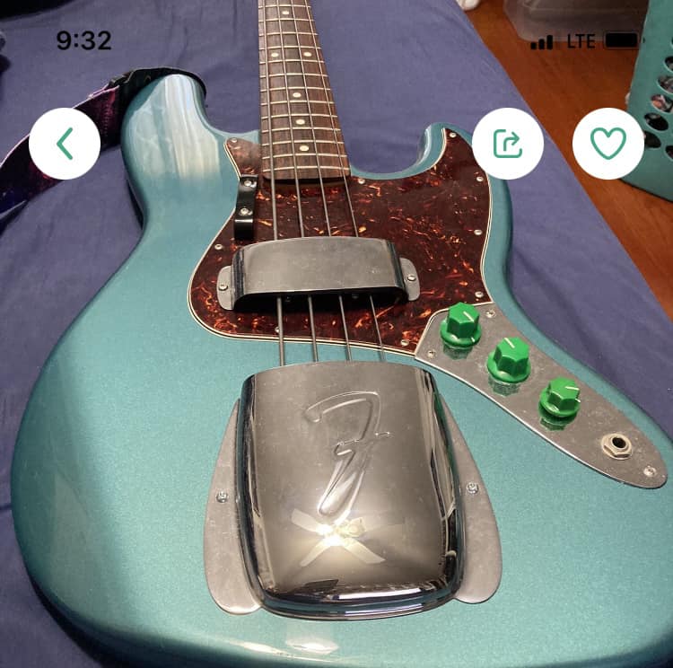 What is the model of this 90's MIM Fender Jazz bass?