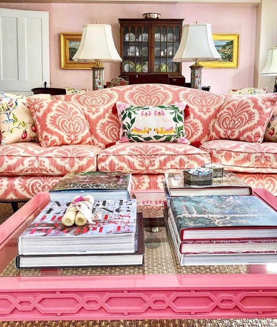 scarlettbrooksbankinteriors - This beautiful pink living room by the ...