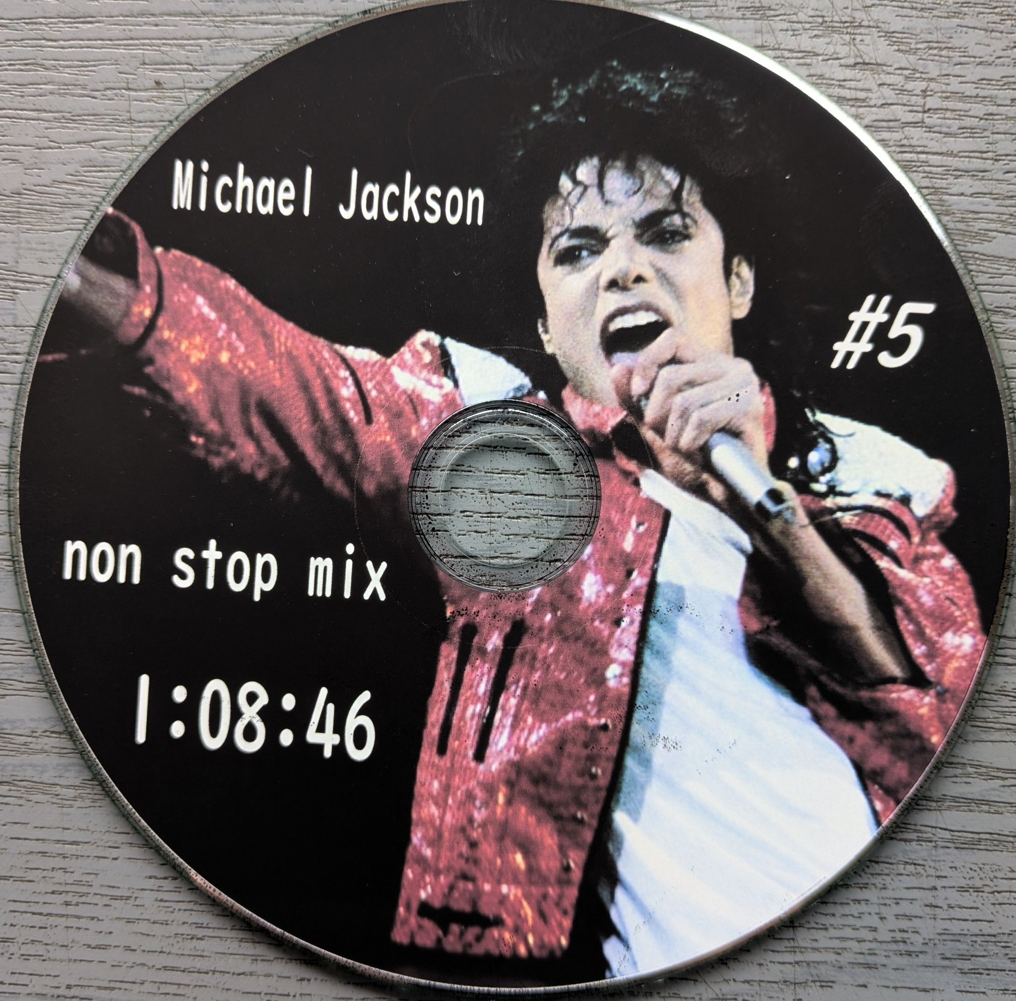 こんちわ～す✌️ 今日はこれだつーの❗ 「マイケル・ジャクソン」CD 