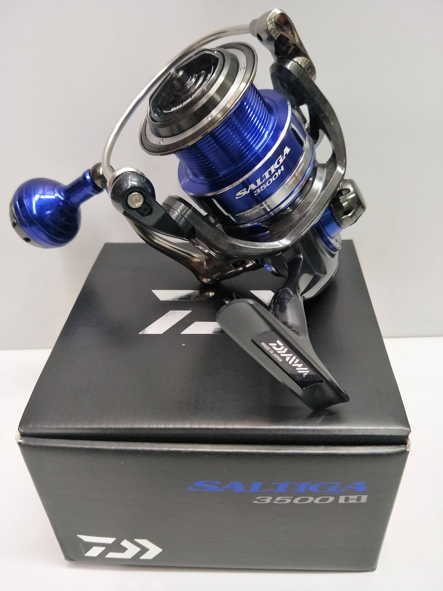 daiwa saltist 3500 jdm Daiwa Saltist Heavy Action Spinning Reels Daiwas all new 2016 Saltist Spinning Reels have taken a huge step forward from their predecessor Daiwa Saltiga Bay Jigging 5.7:1