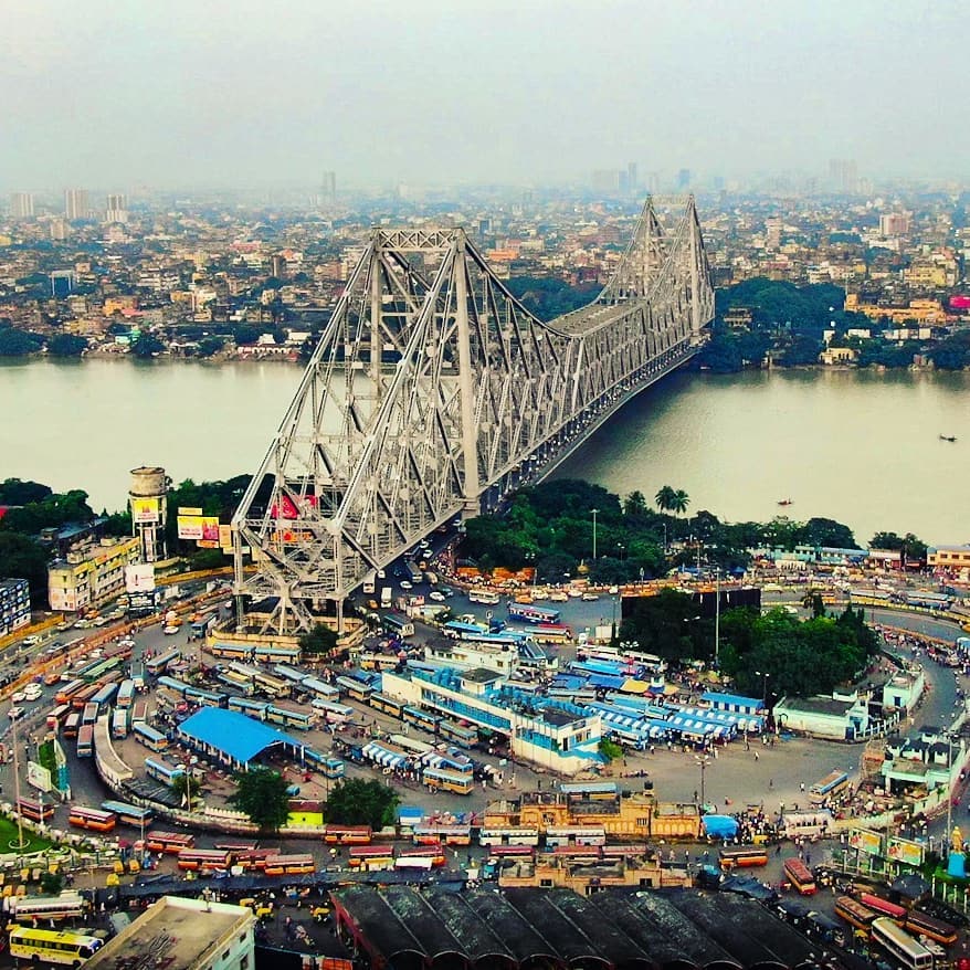 An Aerial view of the Howrah Bridge... - Kolkata bus-o-pedia | Facebook