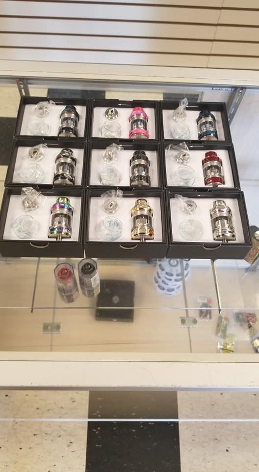 voopoo drag custom display Snow Wolf M-Feng kits, 2 kits, and Voopoo Drag Mini kits are now in stock at an Amazing Vapes near you! Also freshly stocked on Mesh Pro tanks! Flavours:Peach Icy TikTok NEW: A Tennessee law