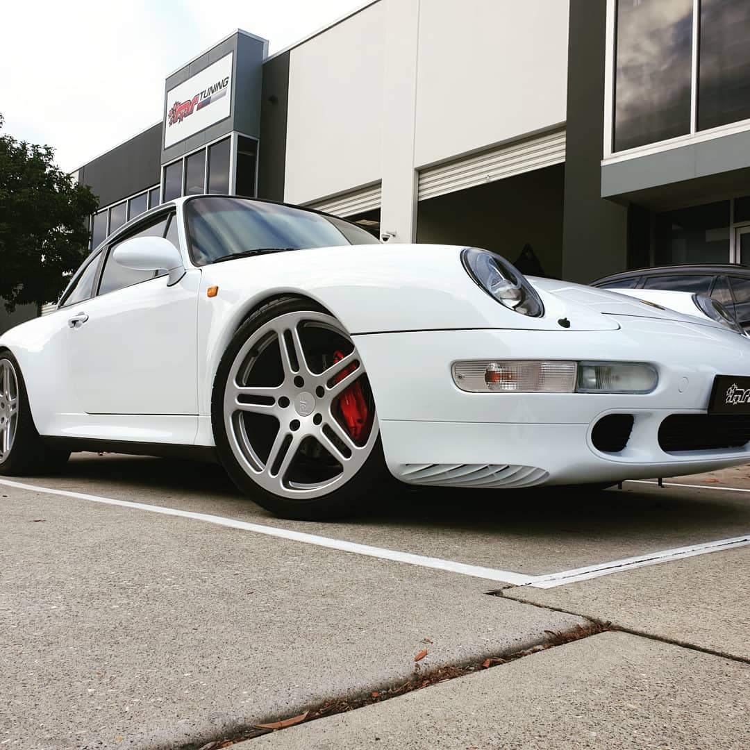 MR Tuning - This gorgeous Porsche 993 came by for a full... | Facebook