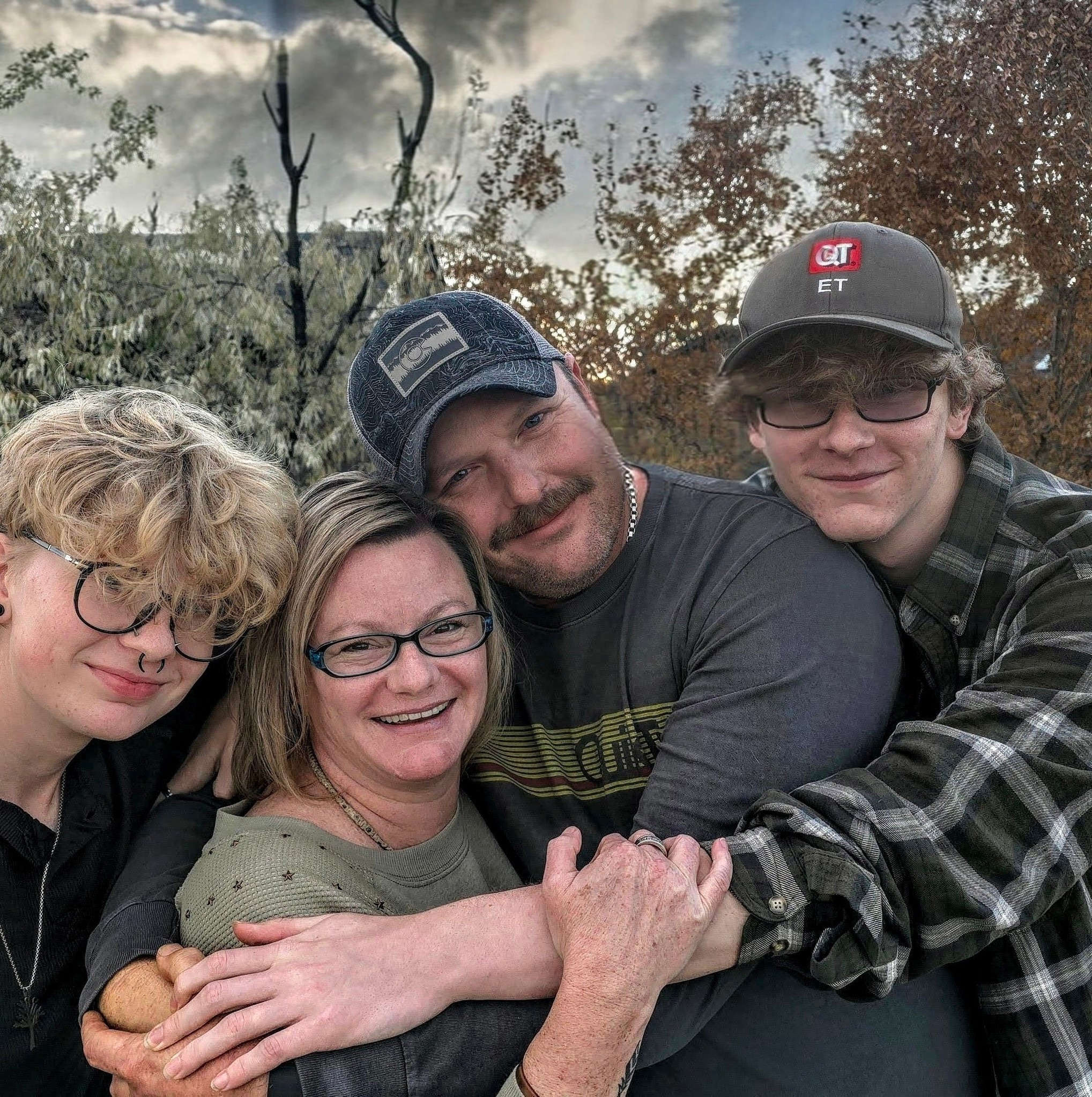 Lovelanders | UPDATE. HE HAS BEEN FOUND | Facebook