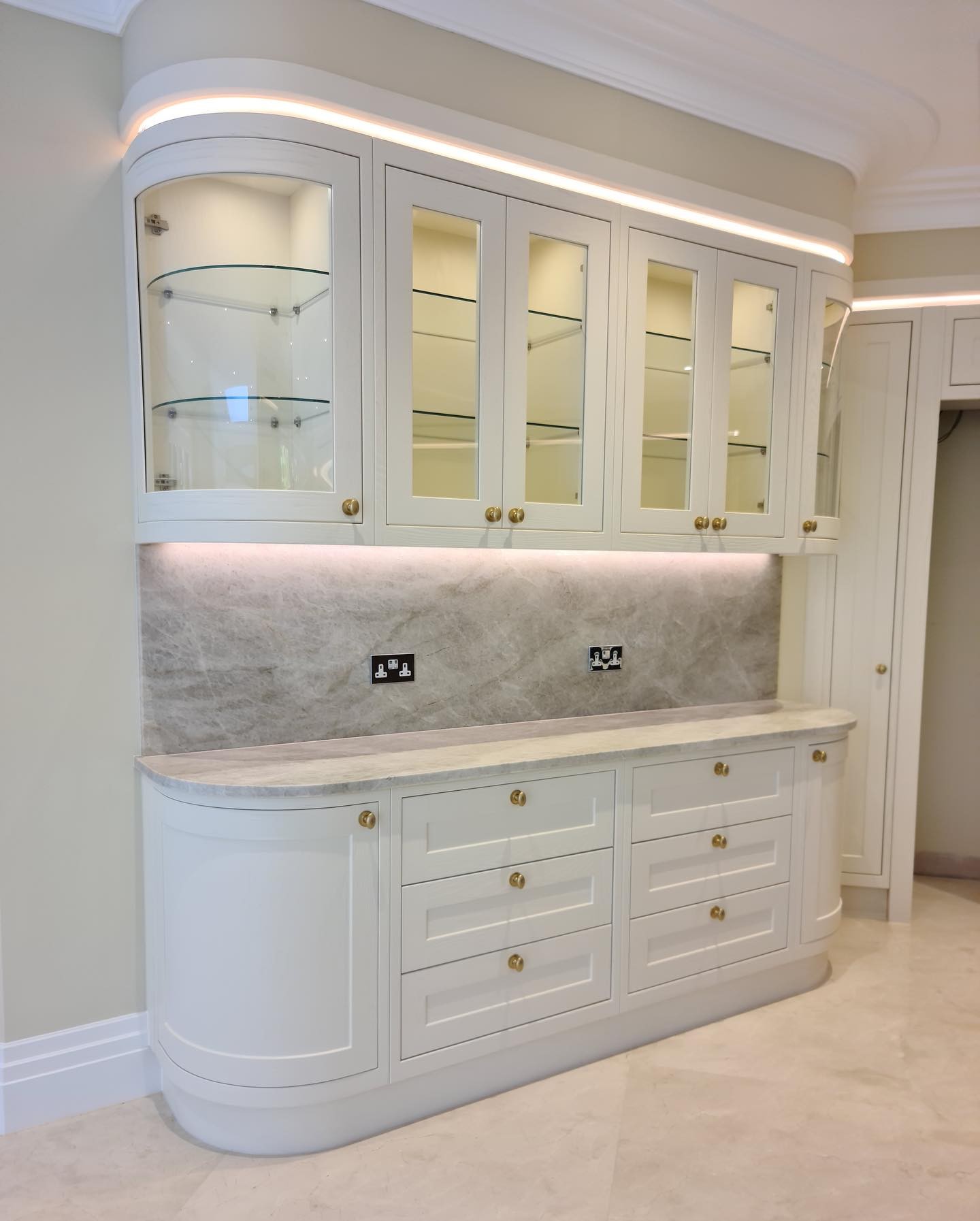 K&D Specialist Interiors