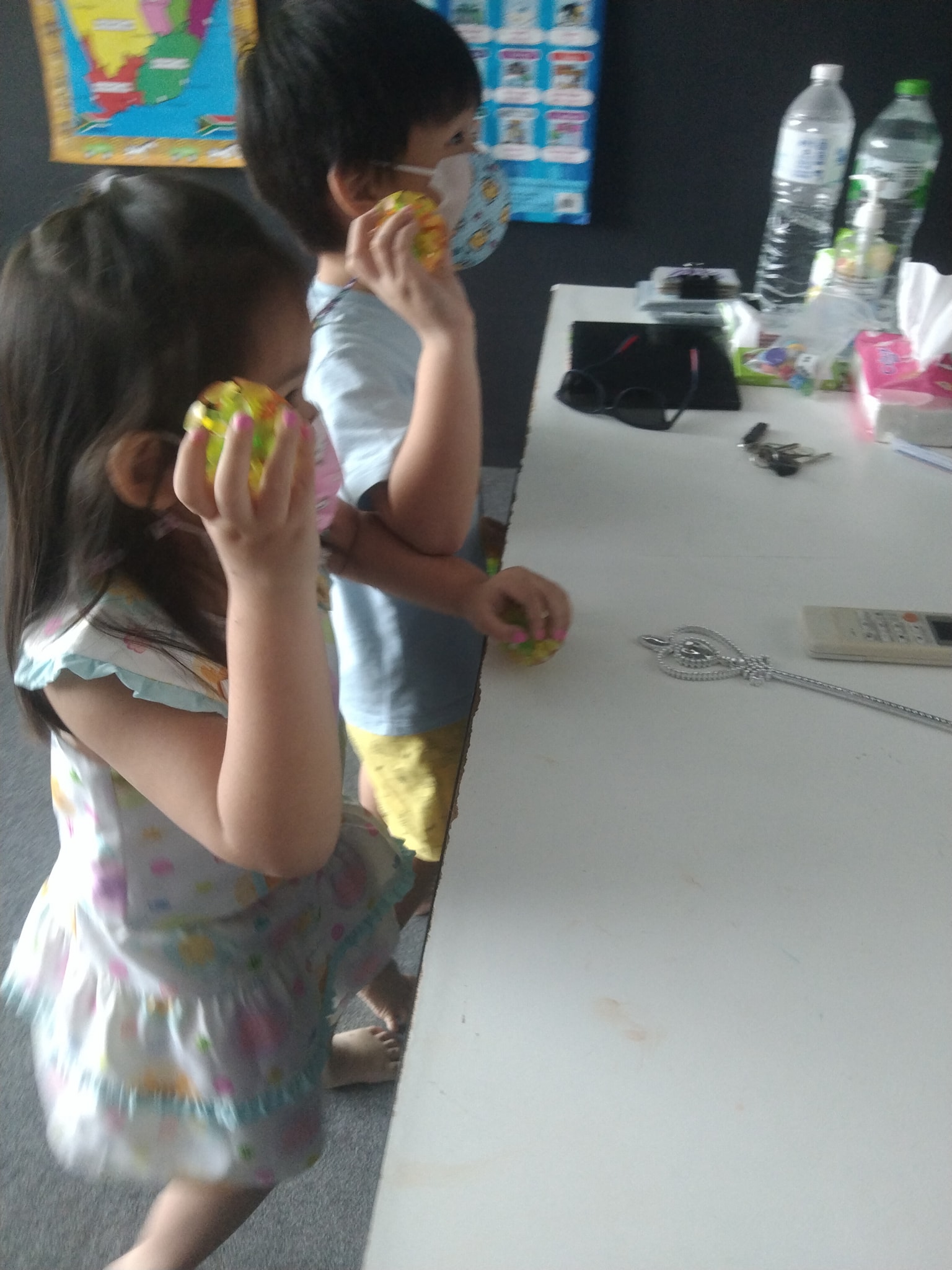The twins had fun playing a sticky ball game.... - Smart English Surin ...