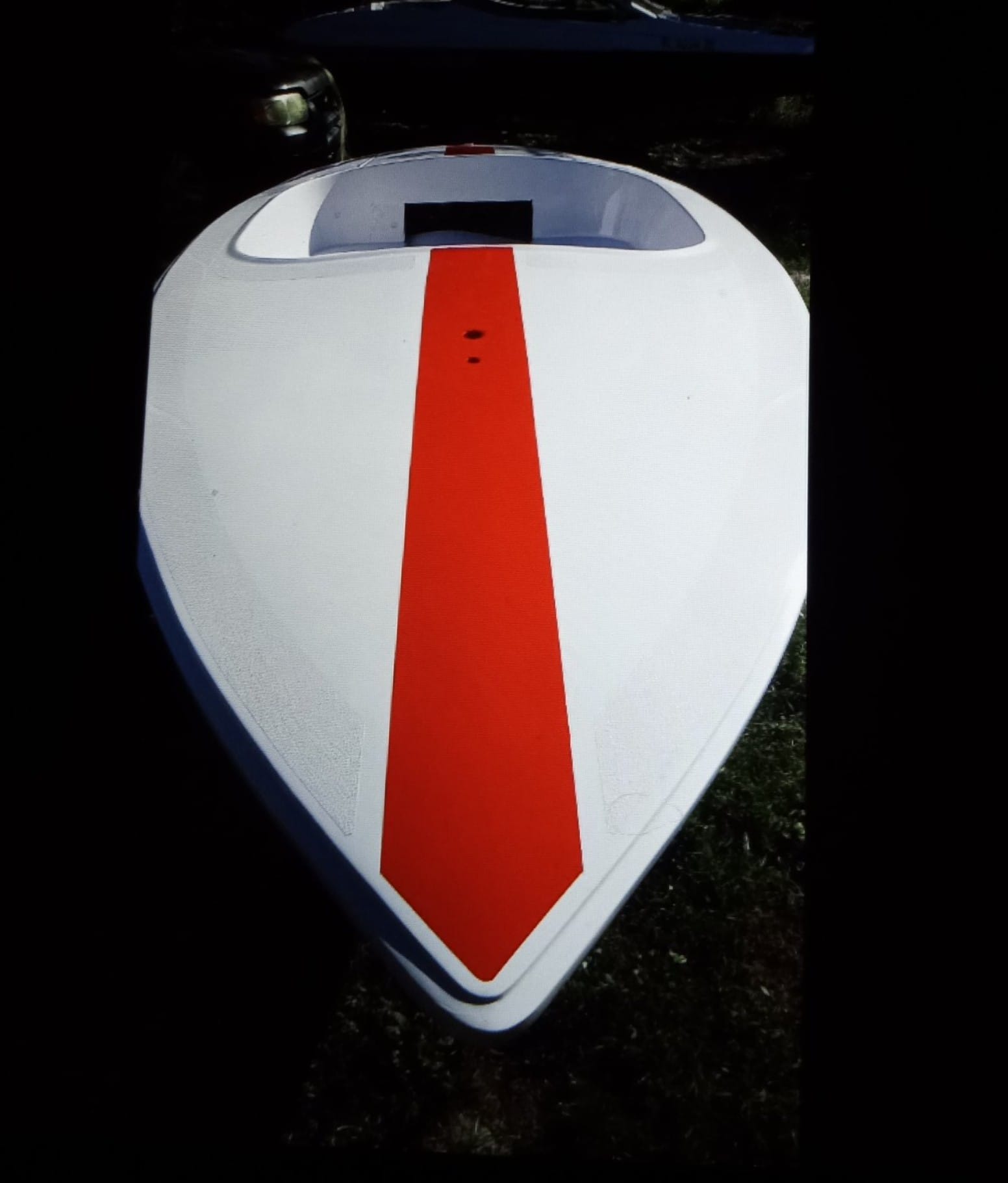Classic Sweet 16 Donzi boat restoration with Awlgrip paint