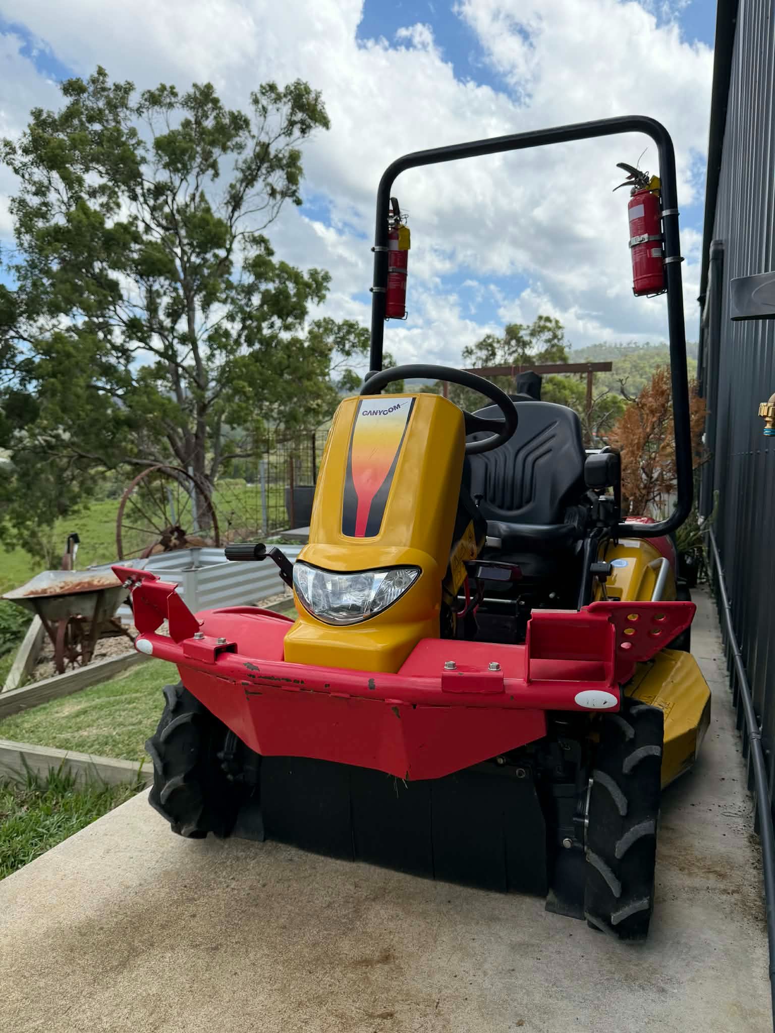 PENDING - Razorback CMX2302 Ride-On Brushcutter - Lawn Mowers ...