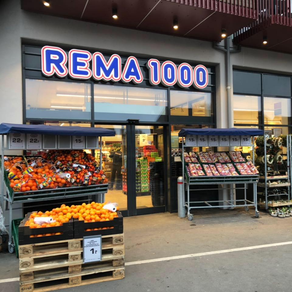 REMA 1000 Risskov, Ndr. Strandvej - 🐖🐄🐓MEGET MERE KØD🐓🐄🐖 Julemedister ...