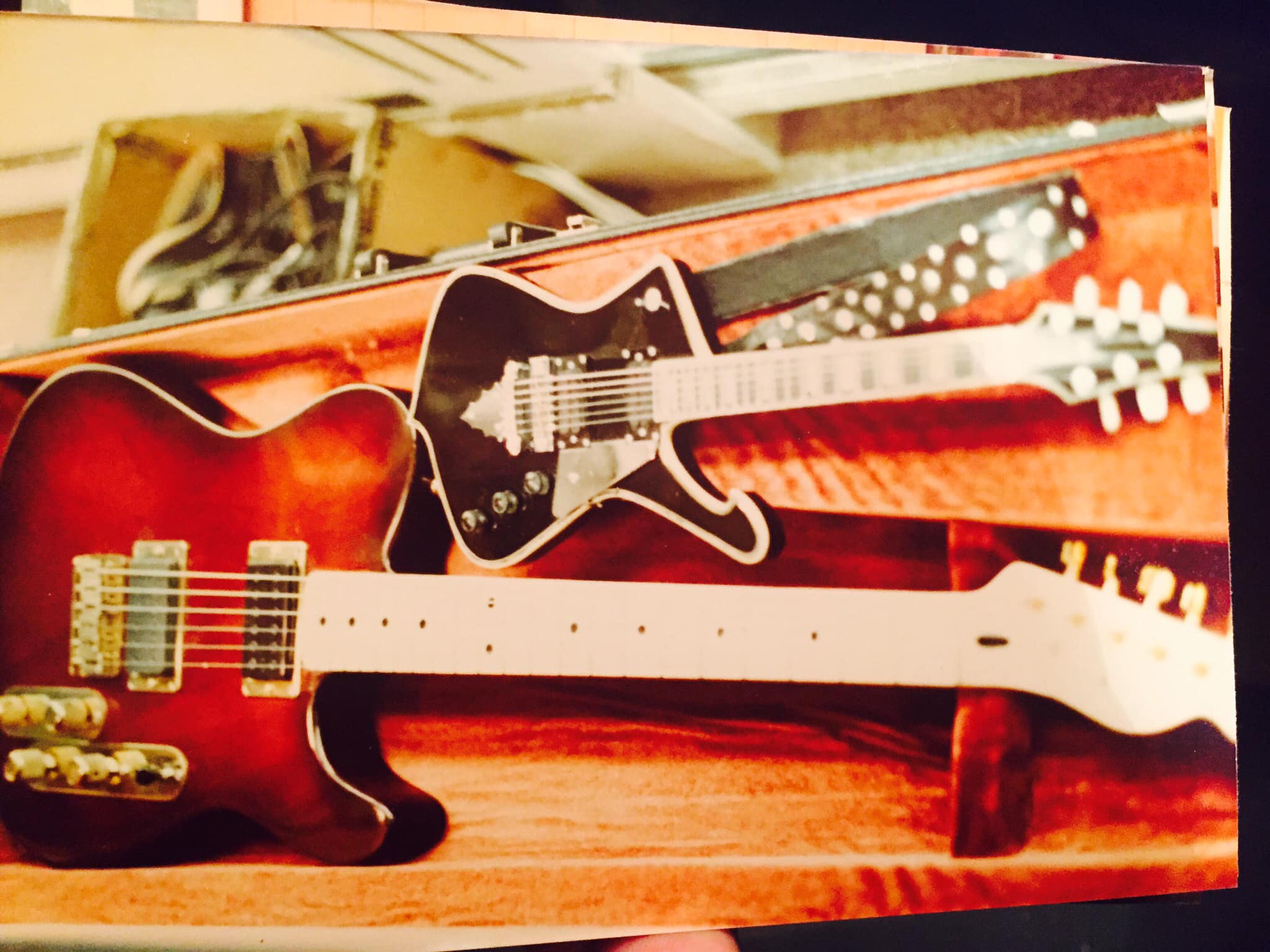 My Schecter PT 1980s red dallas saturn 👍 Monster Guitar