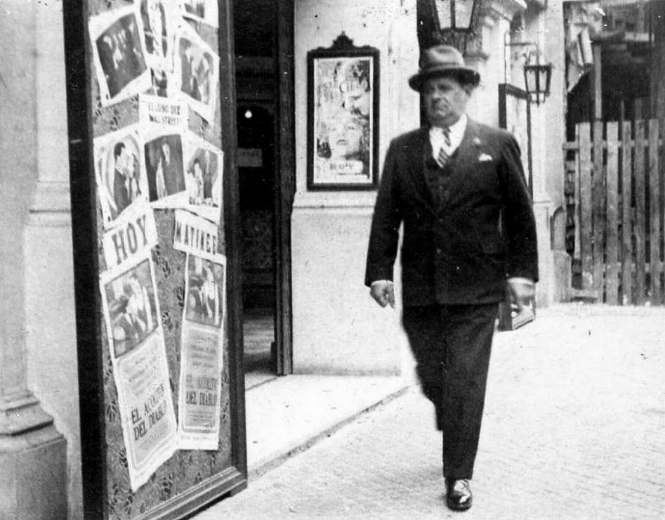 En la década de 1930 un viandante... - Rosario en el recuerdo | Facebook