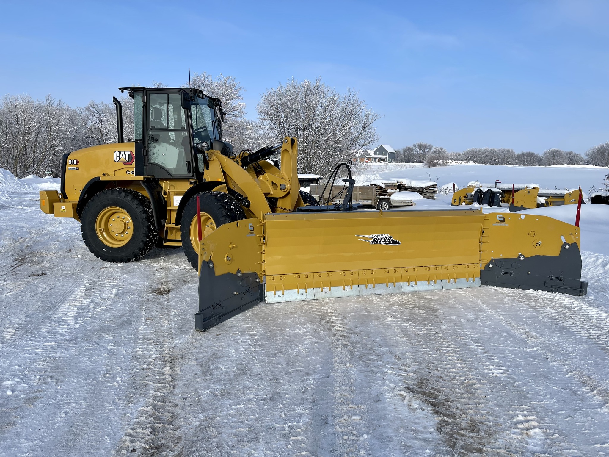 Storm Equipment - Are you interested in a loader with a Metal Pless ...