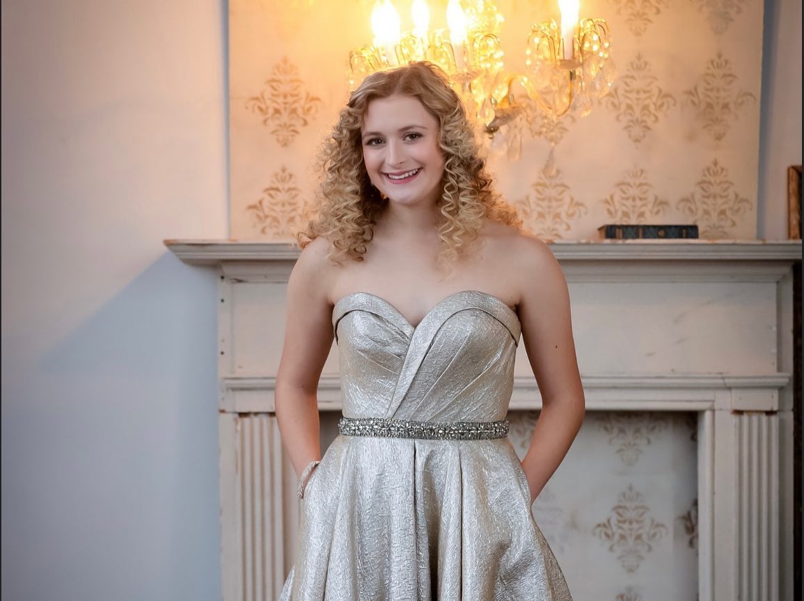 one royal holiday dress New + Recreating With Hallmark-inspired Stores Color Name:SAGE-GOLD