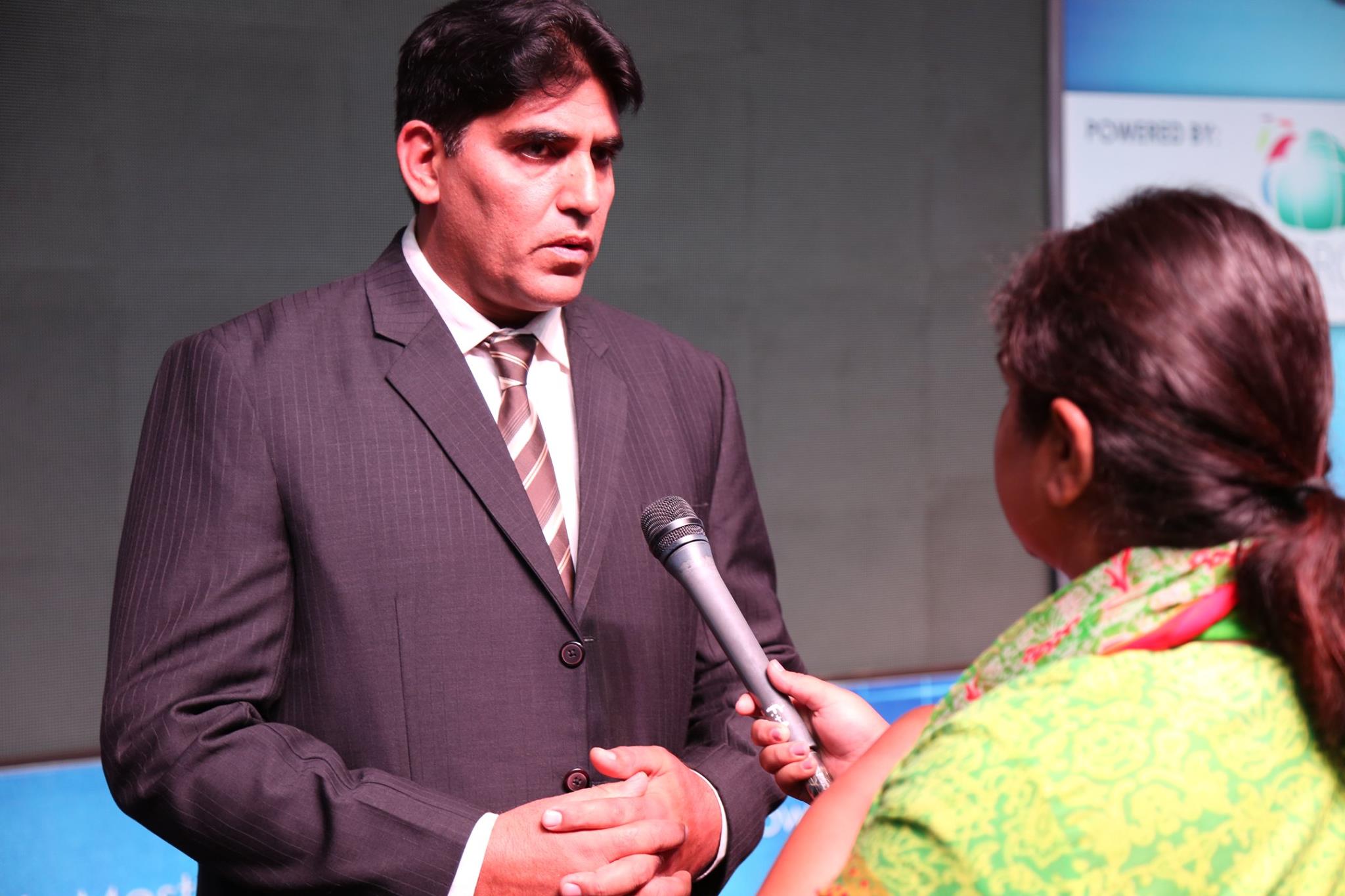 Badalta Pakistan with Muhammad Azim