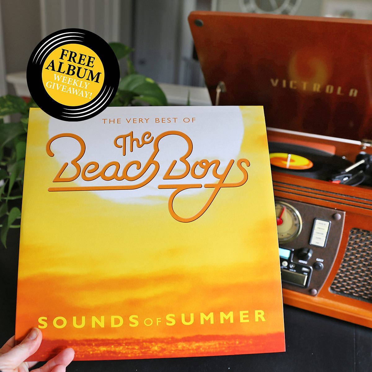 🌊🎶 WIN THE ULTIMATE PET SOUNDS PRIZE PACK 🎶🌊 AMI Jukeboxes is