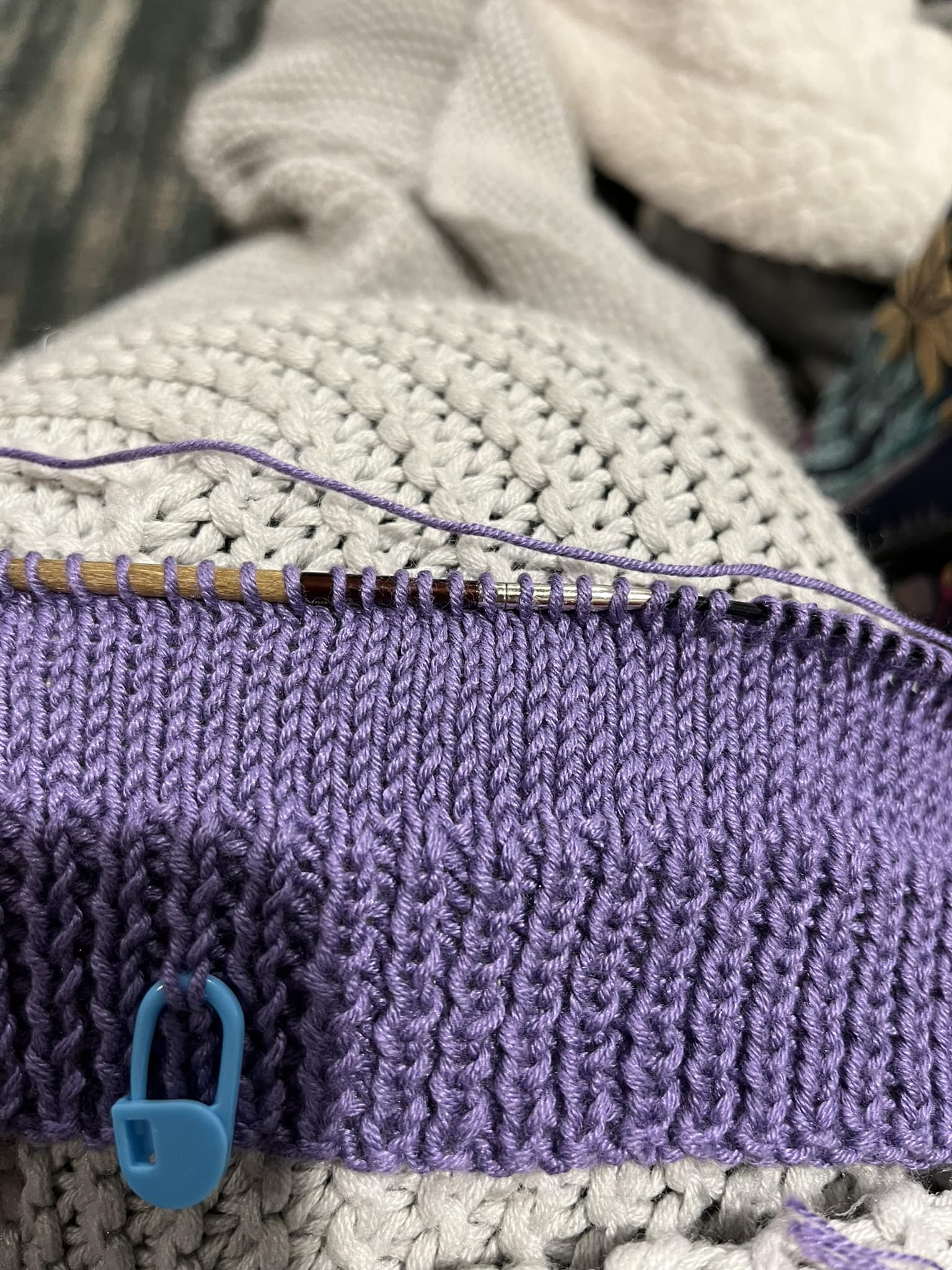 Why does one arm of my V in stockinette look straight and not at