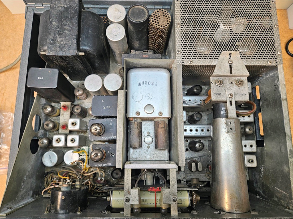 K9YA - Kuranishi Instruments, VC-519, Fuzzy Counterpoise
