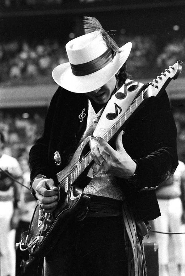 Stevie Ray Vaughan plays national anthem at Houston Astros game