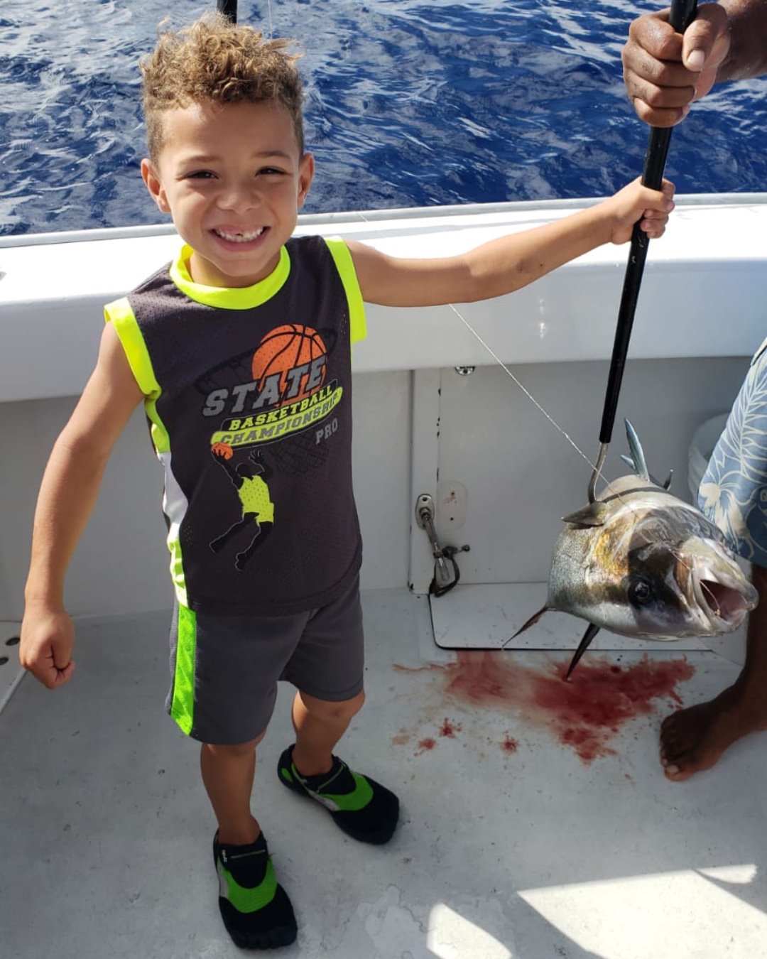 family fishing vs reel fishing paradise 3D Reel Fishing 3D Paradise Mini