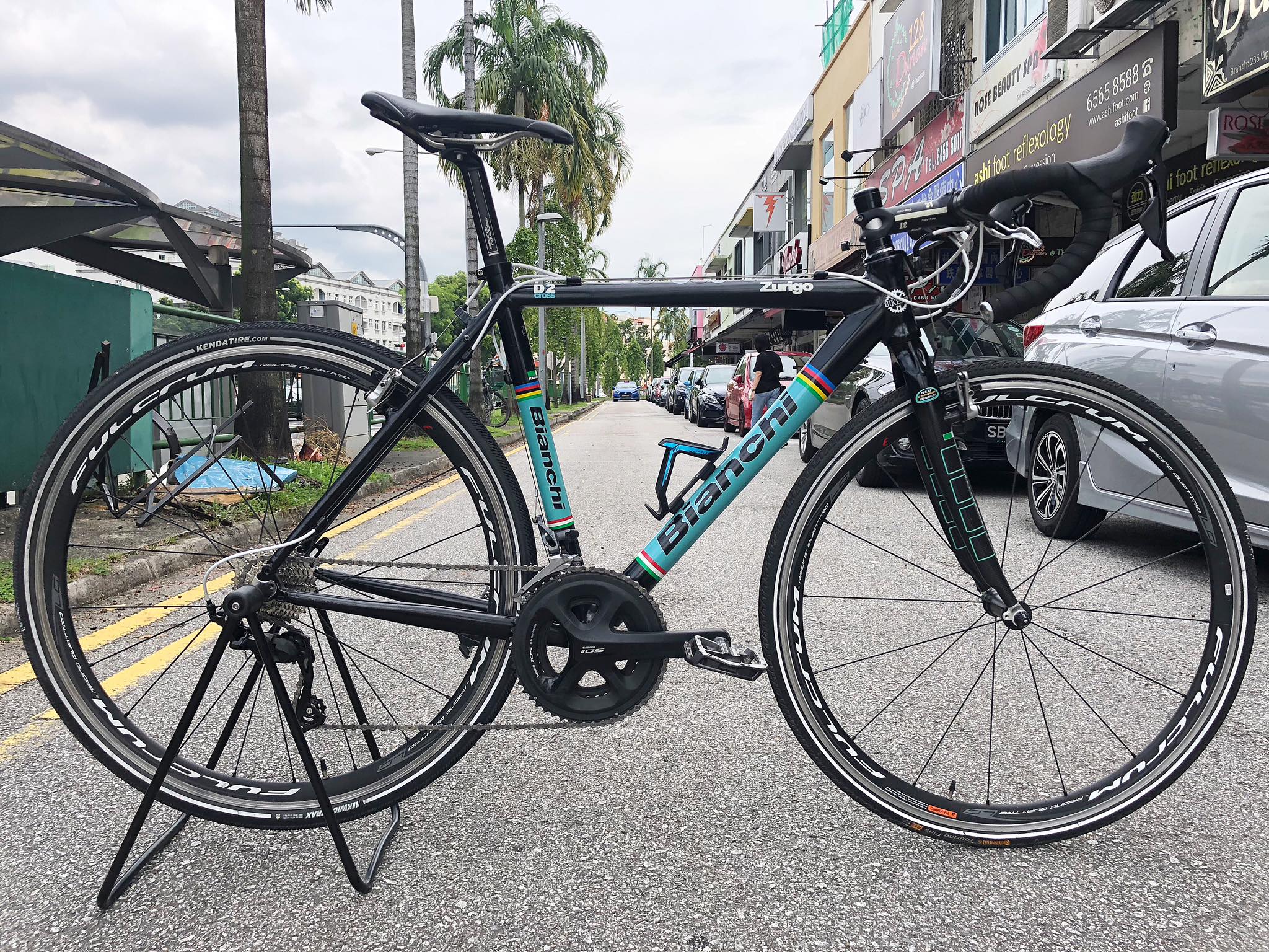 Bianchi Zurigo upgrade parts to R7000 105 Rear D, Cassette 105 11 