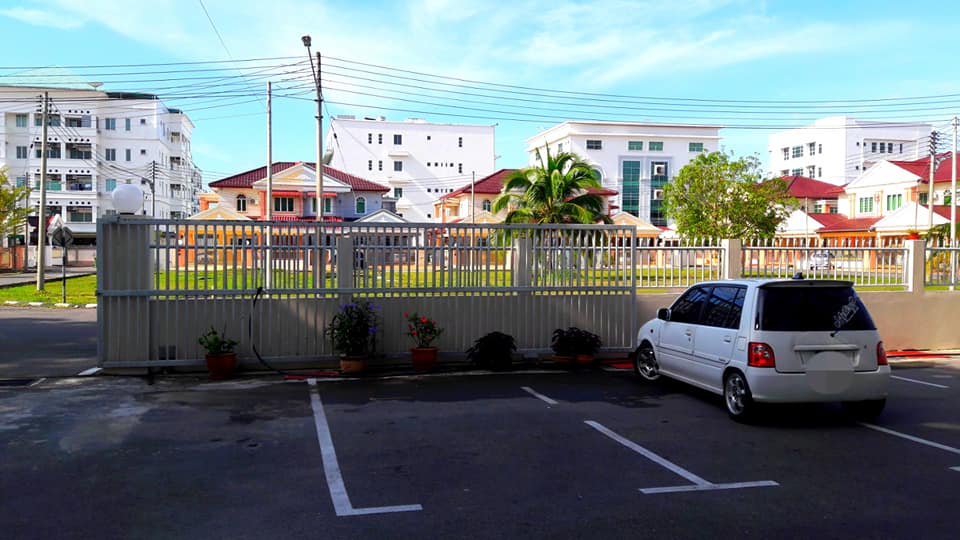 Kin Link Inn | Miri