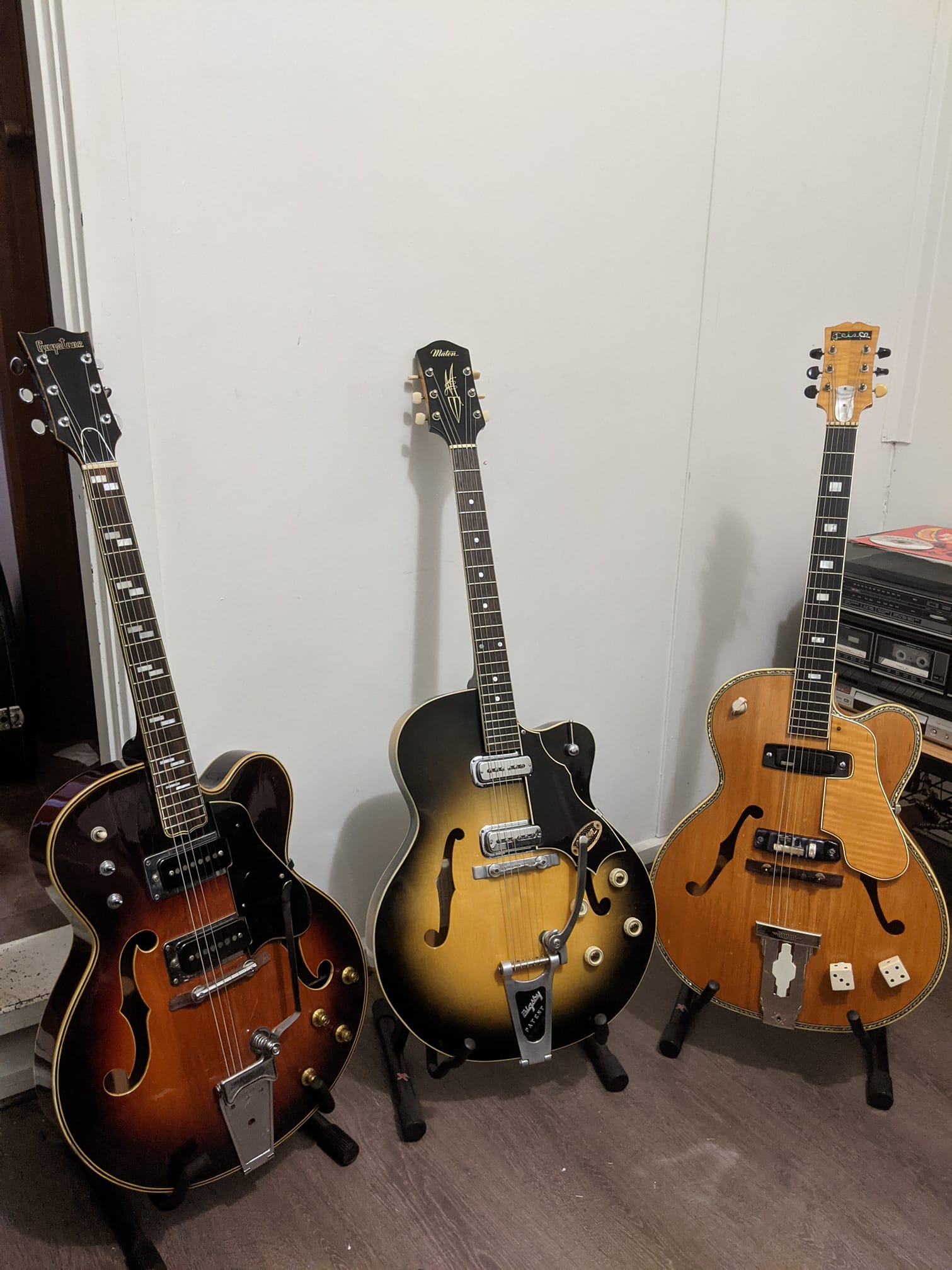 Where to find a headstock label for 1968 Guyatone SG 22T