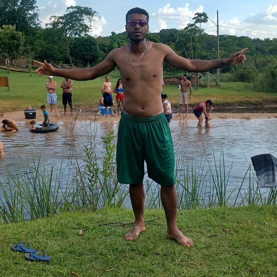 Alee Barauna