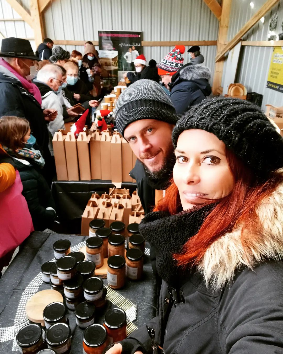 Marché De Noel L amour Est Dans Le Pré