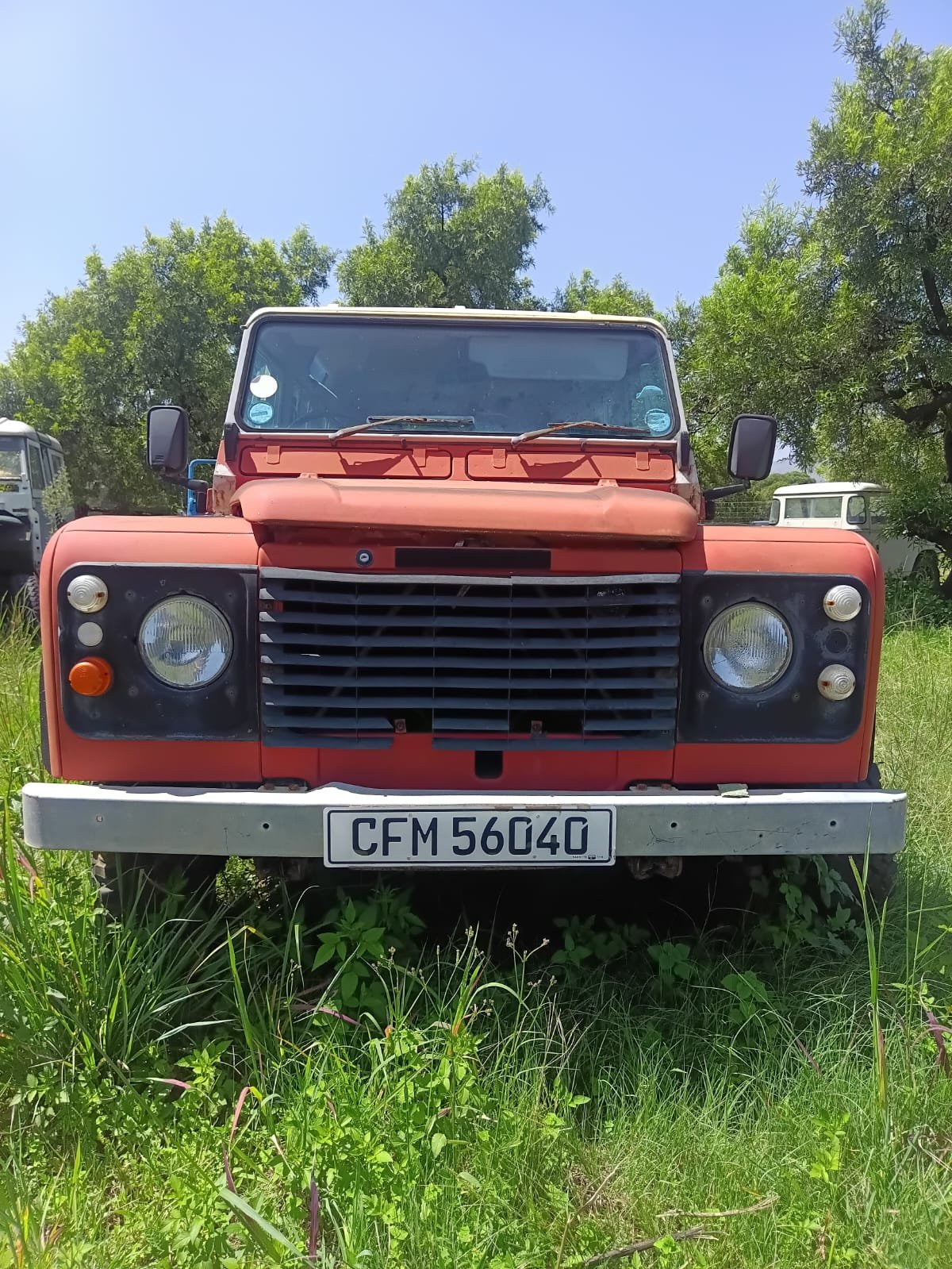 1987 Land Rover Early Defender 110 V8 + V8 chassis - Cars & Trucks ...