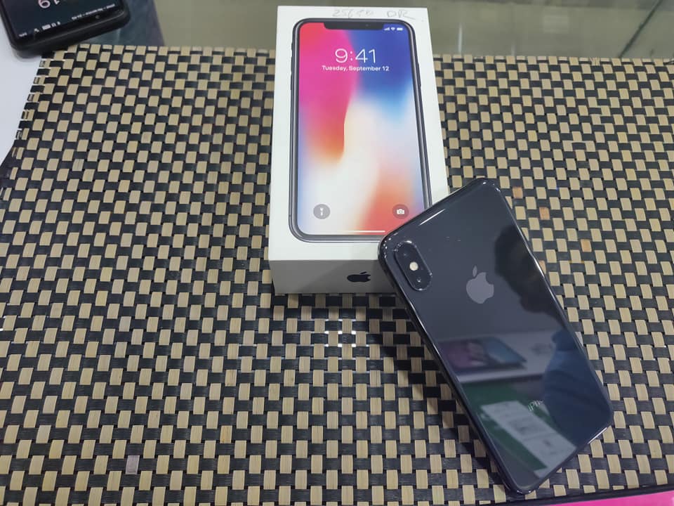 Iphone X 256gb Grey Colour No Chaitanyas Mstore Facebook