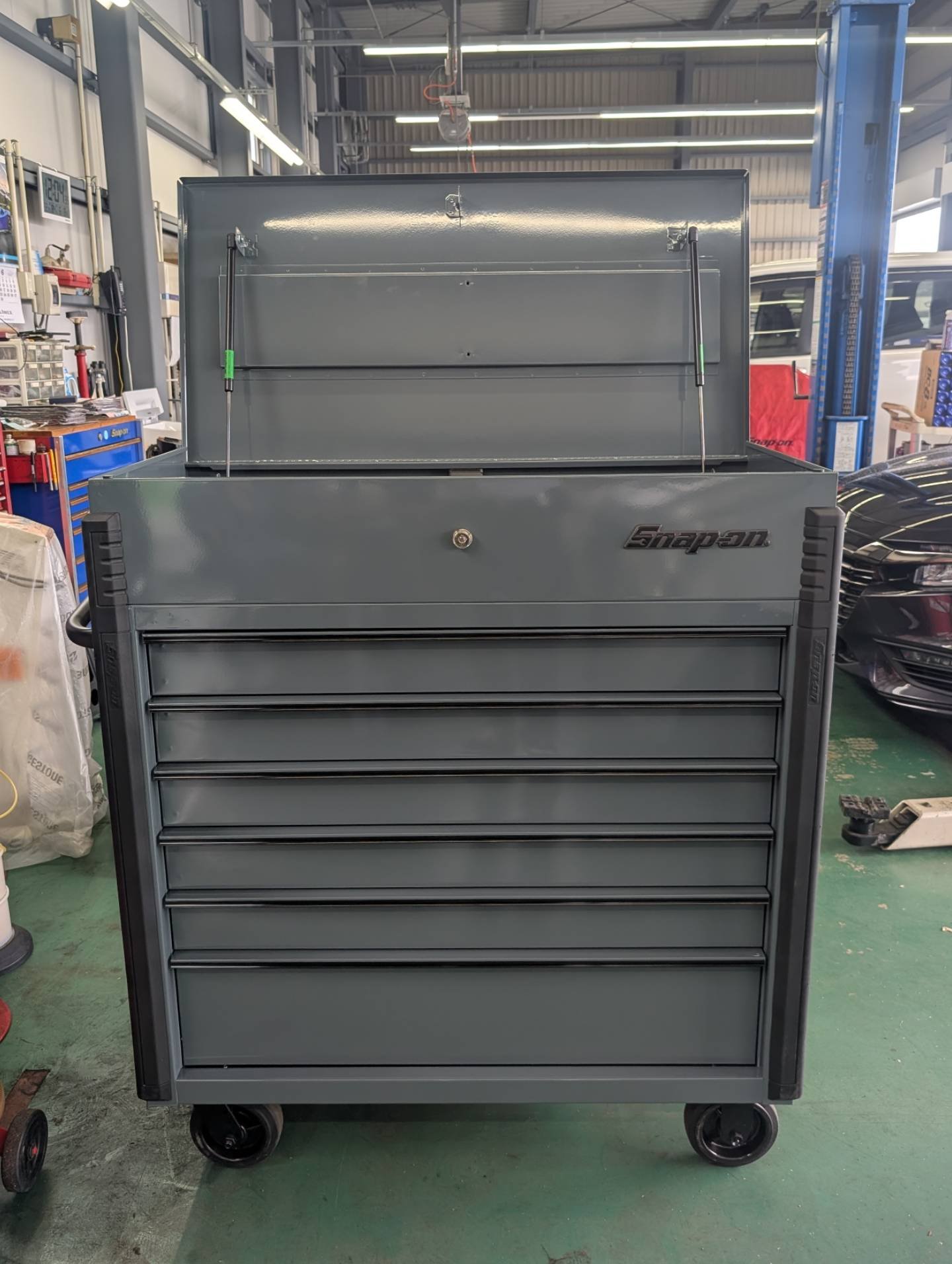 Snap-on - 工具箱を納品させていただきました。 お待たせ致しました