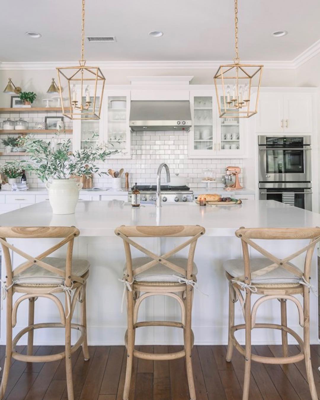 Sharing this beautiful kitchen reno... - Style Meets Soirée | Facebook